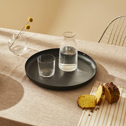 Поднос 35 см красный Tray Alessi