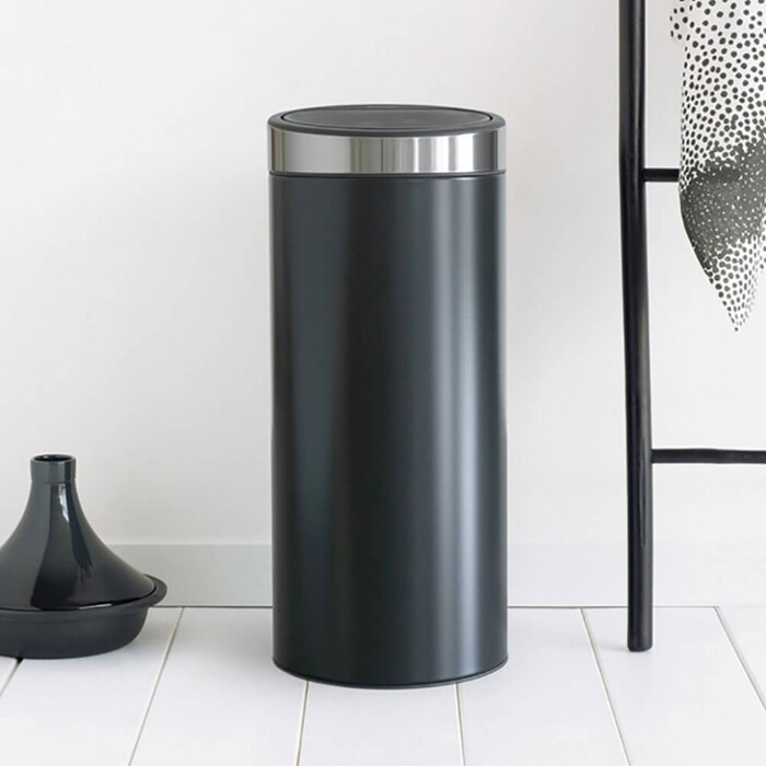 Мусорный бак 30 л черный матовый стальная крышка Touch Bin Brabantia