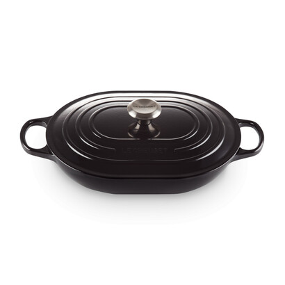 Кастрюля низкая Oblong 3,4 л черная матовая Le Creuset