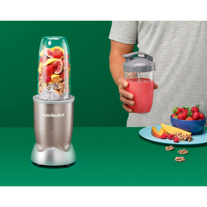 Компактный блендер NutriBullet Pro / 900 Вт / стакан 700 мл / нержавеющая сталь 