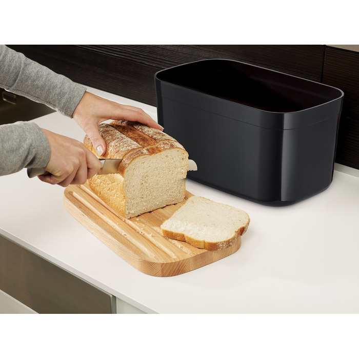 Хлебница пластиковая с разделочной доской из бамбука чёрная Bread Bin Joseph Joseph