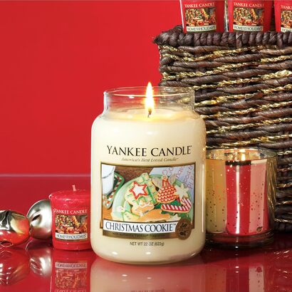 Ароматическая свеча в банке, время горения до 150 часов Yankee Candle