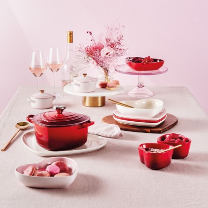 Блюдо сервировочное глубокое 30 см Cerise Heart Le Creuset