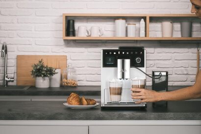 Кофемашина на 2 чашки со вспенивателем молока Latte Select ‎F 630 - 201 Melitta