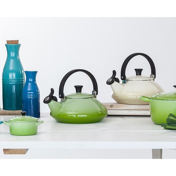 Чайник 2,1 л, вишневый Le Creuset