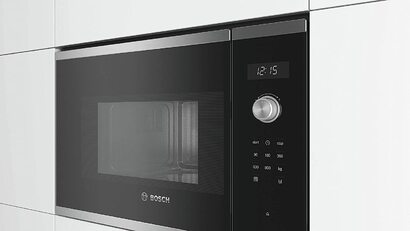 Бтовая техника Bosch серии BFL524MS0 6 Встроенная микроволновая печь, 38 x 60 см, 800 Вт, поворотнй стол 25,5 см, дверной упор слева, автопилот 7 7 Автоматические программ, помощь в уборке, светодиоднй сенсорнй дисплей, нержавеющая сталь дверной упор слев