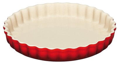 Блюдо круглое волнистое для запекания 37 см, вишневое Le Creuset