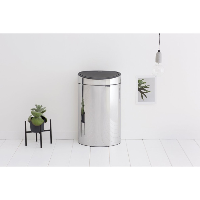 Мусорный бак 40 л глянцевая сталь Touch Bin Brabantia