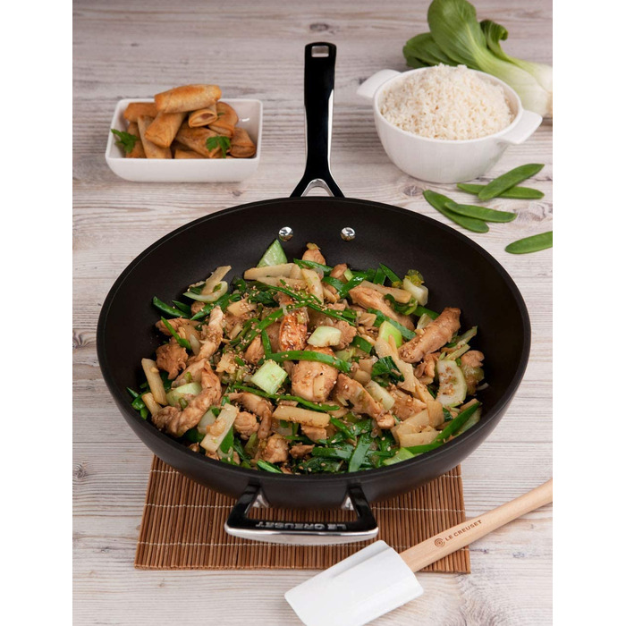 Сковорода вок 30 см Toughened Non-Stick Le Creuset