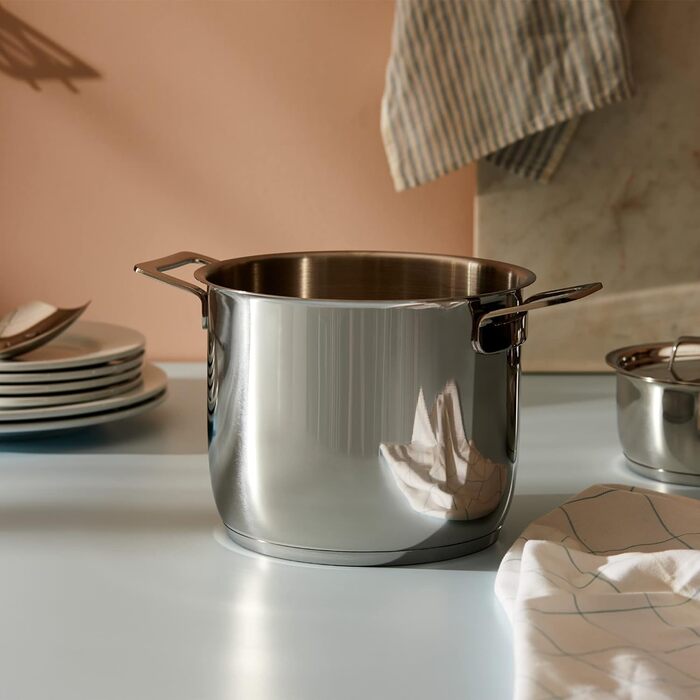 Кастрюля 20 см 5 л металлик Pots & Pans Alessi