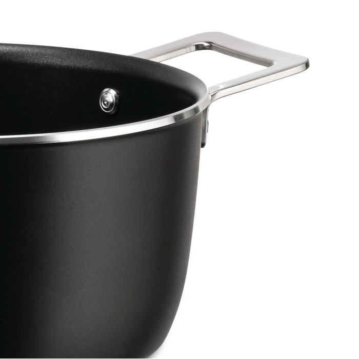 Кастрюля с двумя ручками 20 см, черная Pots & Pans Alessi